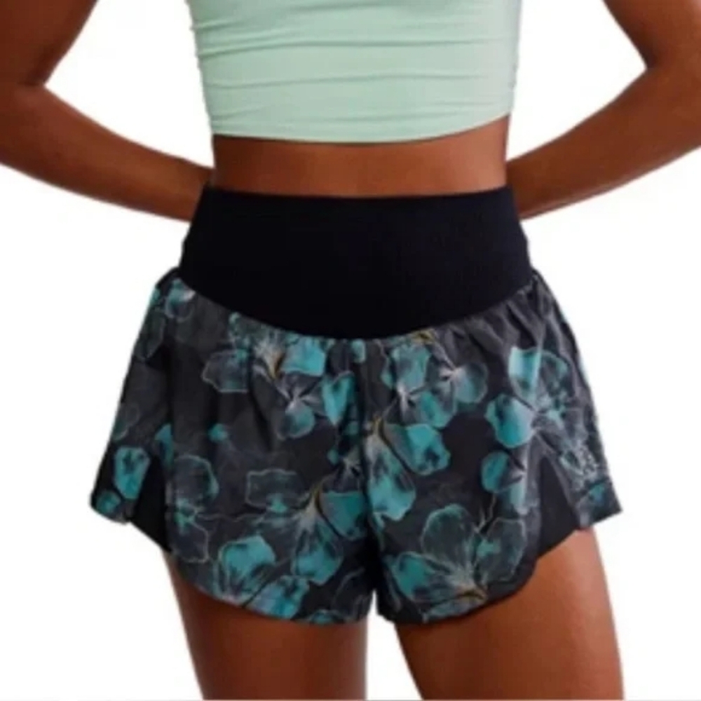 Free People FP Movement High Waisted Carpe Diem Shorts NWT Sz M Blue Floral